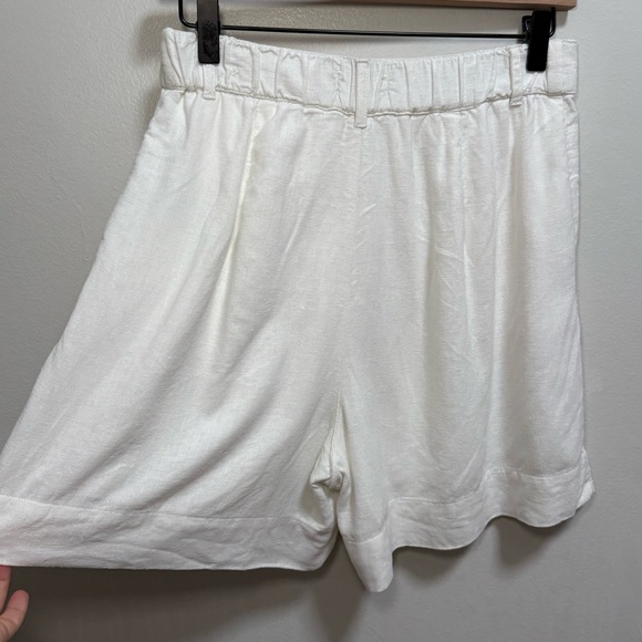 Abercrombie & fitch high rise pleated tailored white linen shorts 5” small coast - Picture 9 of 13